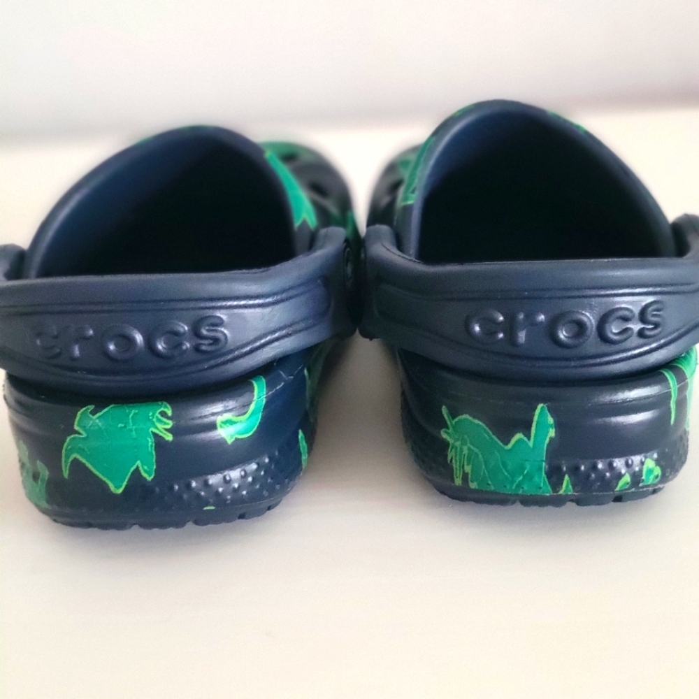 Crocs - Picture 4 of 5